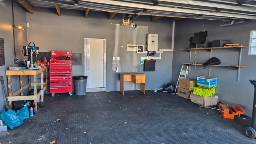 To Let 3 Bedroom Property for Rent in Parklands North Western Cape